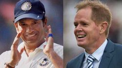 ഷോര്‍ട്ട് ബോള്‍ നേരിടാന്‍ ഇനിയാവില്ല, പകരം കണ്ടെത്തിയ വഴി സച്ചിന്‍ തുറന്നു പറഞ്ഞെന്ന് പൊള്ളോക്ക്