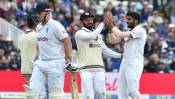 IND vs ENG: പിടിമുറുക്കി ഇന്ത്യന്‍ പേസര്‍മാര്‍, ഇംഗ്ലണ്ടിന്റെ അഞ്ച് വിക്കറ്റ് വീണു, മിന്നിച്ച് ബുംറ