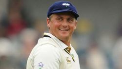 അവനെ വിമര്‍ശിക്കരുത്, ചിറക് നല്‍കി പറക്കാന്‍ വിടൂ!, ഇന്ത്യന്‍ യുവതാരത്തെ പിന്തുണച്ച് ഗൗഫ്