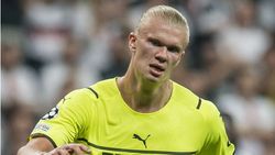 അച്ഛന്റെ കാലൊടിച്ചവരെ നേരിടാന്‍ ഹാലന്‍ഡ് കാത്തിരിക്കുന്നു! മാഞ്ചസ്റ്റര്‍ പോര് പൊടിപാറും