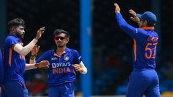 IND vs WI: പൊരുതി നേടി ഇന്ത്യ, ത്രില്ലിങ് ജയം, ഹീറോയായി ധവാനും സിറാജും