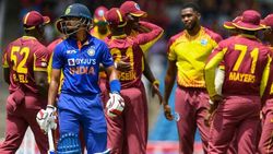 IND vs WI: മക്കോയ് കിങ്! ഇന്ത്യയുടെ കഥ കഴിച്ച് വിന്‍ഡീസ്, മൂന്നാമങ്കം ഇന്ന്