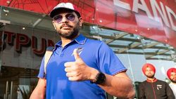 എല്ലാവരേയും ഞെട്ടിക്കാന്‍ യുവരാജ്, പഞ്ചാബിന്റെ കോച്ചായേക്കും!, മത്സരിച്ച് മൂന്ന് പേര്‍ കൂടി