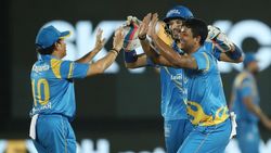 Road Safety Series: മിന്നിച്ച് ബിന്നി, യൂസുഫും തിളങ്ങി, ദക്ഷിണാഫ്രിക്കയെ തകര്‍ത്ത് ഇന്ത്യ