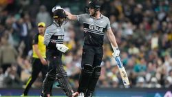 T20 World Cup 2022: നാണംകെട്ട് ചാംപ്യന്‍മാര്‍! കംഗാരുക്കളെ ചുരുട്ടിക്കെട്ടി കിവികള്‍