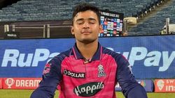 IPL 2023: ടീമിന് യാതൊരു ഉപകാരവുമില്ല! എന്നിട്ടും നിലനിര്‍ത്തപ്പെട്ടു, നാല് ഭാഗ്യവാന്മാരിതാ