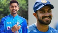 IND vs NZ: ബാറ്റിങുമില്ല, ബൗളിങുമില്ല; ഹൂഡ അടുത്ത വിജയ് ശങ്കര്‍! സഞ്ജുവിന്റെ പകരക്കാരന് വിമര്‍ശനം