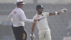 IND vs BAN: വിക്കറ്റ് ആഘോഷിച്ചു, താരങ്ങളോട് തട്ടിക്കയറി കോലി! കര്‍മ ഫലമെന്ന് ഫാന്‍സ്