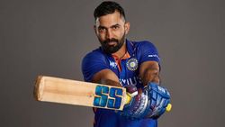 IND vs BAN: അടുത്ത കോലി അവനാണ്, വിജയത്തിലേക്ക് ഒറ്റക്ക് നയിക്കാനാവും- ചൂണ്ടിക്കാട്ടി ഡികെ