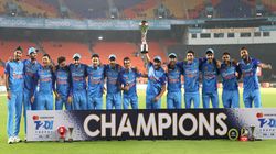 IND vs NZ: 'ഇത് നീ വെച്ചോ', പൃഥ്വിക്ക് ട്രോഫി കൈമാറി ഹര്‍ദിക്-അപമാനിക്കുന്നുവെന്ന് ഫാന്‍സ്