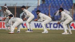 IND vs AUS: ബംഗ്ലാദേശിനോടു രക്ഷപ്പെട്ടത് മറന്നോ? വിജയികളെ പ്രവചിച്ച മുന്‍ താരം 'പെട്ടു'