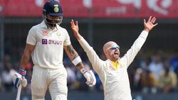 IND vs AUS: പുജാരയെ വീഴ്ത്തി ചരിത്രം കുറിച്ച് ലയണ്‍! വോണിന്റെ റെക്കോര്‍ഡും തകര്‍ന്നു