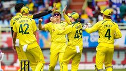 IND vs AUS: തീപ്പൊരിയായി സ്റ്റാര്‍ക്ക്, ബാറ്റിങ് ദുരന്തം, നാണംകെട്ട് ഇന്ത്യ!