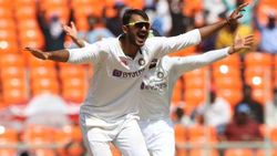 IND vs AUS: നാലാമങ്കത്തില്‍ ഓസീസിനെ അക്ഷര്‍ തീര്‍ക്കും! കാരണം ഈ റെക്കോര്‍ഡ്