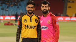 ഇത് ഒത്തുകളി! ഷദാബും ബാബറും കുരുക്കില്‍, പണി കൊടുത്തത് സ്റ്റംപ് മൈക്ക്- അറിയാം