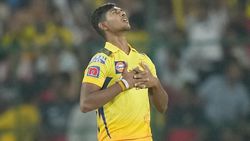 IPL 2023: 4, 10; ആര്‍സിബിക്കു മൂക്കുകയറിട്ടു! സിഎസ്‌കെ ഹീറോയായി ജൂനിയര്‍ മലിങ്ക