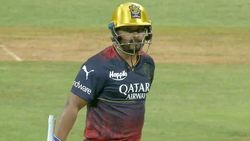 IPL 2023: 10 ബോളില്‍ 12, കേദാര്‍ വല്ലാത്ത ഇംപാക്ട് പ്ലെയര്‍ തന്നെ! ആര്‍സിബി ഇത്ര മണ്ടന്‍മാരോ?