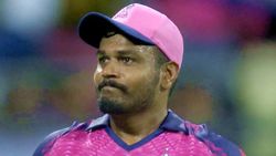 'സഞ്ജുവിന് എല്ലാം ലഭിച്ചു, പക്ഷെ മുതലാക്കിയില്ല! അടുത്ത സീസണ്‍ ബട്‌ലറെ ക്യാപ്റ്റനാക്കും'