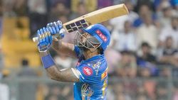 IPL 2023: ആര്‍സിബിക്ക് 'സൂര്യാ'ഘാതം! മിന്നിച്ച് മുംബൈ, മൂന്നാം സ്ഥാനത്തേക്കുയര്‍ന്നു