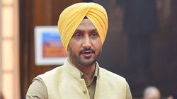 IND vs AUS: ഇന്ത്യ വലിയ തെറ്റ് കാട്ടുന്നു, ഇപ്പോള്‍ സാഹസം വേണ്ട! മുന്നറിയിപ്പുമായി ഹര്‍ഭജന്‍