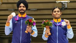 Asian Games 2023: ഷൂട്ടിങില്‍ ഇന്ത്യക്കു വീണ്ടും മെഡല്‍, മിക്‌സഡ് ടീമിനു വെള്ളിത്തിളക്കം