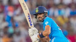 IND vs AUS: ആദ്യ 10 ഓവറില്‍ 'ടെസ്റ്റ്' കളിക്കുന്ന റുതുരാജ്! ഇന്ത്യയുടെ യഥാര്‍ഥ വില്ലന്‍? ഇതാ തെളിവ്