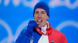 Olympics 2024: ഒളിംപിക്‌സ് മെഡലില്‍ ജേതാക്കള്‍ കടിക്കുന്നത് എന്തിന്? വെറുതെയല്ല! കാരണം ഇതാണ്