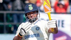 ഇന്ത്യ കളിപ്പിച്ചില്ല, ഇറാനി കപ്പില്‍ സെഞ്ച്വറി നേടി സര്‍ഫറാസിന്റെ പ്രതികാരം; രാഹുല്‍ സൂക്ഷിച്ചോ?