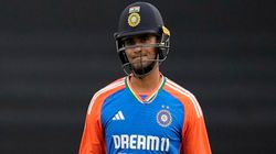 IND vs SA: 8 പന്തില്‍ 7! അഭിഷേക് യുവിയെ പറയിപ്പിക്കും, ദുരന്തം ബാറ്റിങ്; പുറത്താക്കൂ