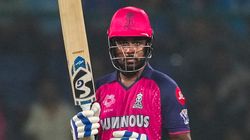 IPL 2025: സഞ്ജു ഇത്രയും ഭീരുവോ? ഹസരങ്കയെ പേടിച്ച് ഒപ്പം കൂട്ടി; ട്രോളുമായി എതിരാളികള്‍