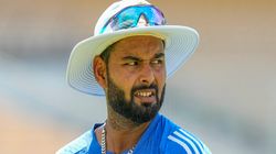 ചാമ്പ്യന്‍സ് ട്രോഫി: റിഷഭ് കട്ട കലിപ്പില്‍! പരിശീലനത്തിന് ഇറങ്ങിയില്ല; ഗംഭീറുമായി ഉടക്കില്‍?