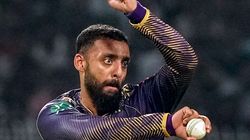 IPL 2025: 1, 2, 4, 6, 4, 4!! ഒരോവറില്‍ 21, വരുണിന് എന്തു പറ്റി? തല്ലിത്തകര്‍ത്ത് സാള്‍ട്ട്