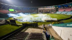 IPL 2025: ഇന്ത്യ x പാക് യുദ്ധം, ടൂര്‍ണമെന്റ് മാറ്റിവച്ചേക്കും!! തീരുമാനം നാളെ