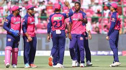 റോയല്‍സ് വന്‍ പിളര്‍പ്പിലേക്ക്!! 3 ഗ്രൂപ്പുകള്‍, നായകന്റെ കാര്യത്തില്‍ തമ്മിലടി; ആവശ്യമിങ്ങനെ