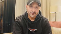 T20 WC 2026: ഉസ്മാൻ താരീഖിന്റെ ആക്ഷൻ ചതിയാണോ? വിവാദ ബൗളറെ പൂട്ടാൻ ഇന്ത്യ റെഡി, സൂക്ഷിക്കണമെന്ന് ഹർബജൻ