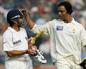 டெல்லி டெஸ்ட்: வெற்றியை நெருங்கியது இந்தியா