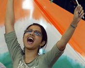 கிரிக்கெட் அணிகள்-ரூ.3000 கோடிக்கு ஏலம்