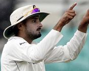 இனவெறி சர்ச்சையில் ஹர்பஜன் சிங் - நாளை விசாரணை