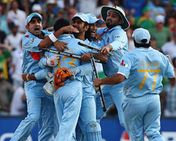 முத்தரப்பு கிரிக்கெட்-ஆஸியை வீழ்த்தி இந்தியா சாம்பியன்