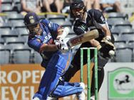 சச்சினின் அபார சதத்தால் இந்தியா அபார வெற்றி