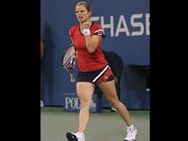 யுஎஸ் ஓபன்-செரினாவை வீழ்த்தி பைனலில் கிளைஸ்டர்ஸ்!