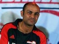 டெல்லி டேர் டெவில்ஸ் கேப்டன் பதவி-ஷேவாக் ராஜினாமா