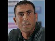 கிரிக்கெட் சூதாட்டம்-யூனுஸ், ஆலம் நீக்கம்