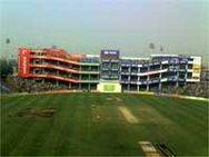 கைவிடப்பட்டது டெல்லி போட்டி- ரசிகர்கள் வன்முறை