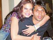 பாக். கிரிக்கெட் வீரர் முகம்மது ஆசிப் மீது முன்னாள் காதலி மோசடி வழக்கு