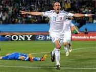 நடப்புச் சாம்பியன் இத்தாலி 'அவுட்'-வீழ்த்தியது ஸ்லோவேகியா