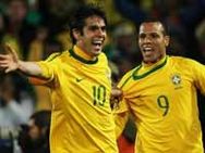 பிரேசில் 'அட்டாக்'-சிலி 'அவுட்'!