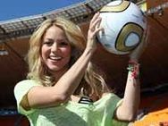 எல்லாப் பெருமையும் 'புட்பாலுக்கே'-மெய் சிலிர்க்கும் ஷகீரா