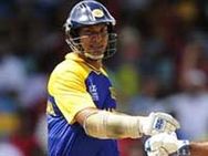 642 ரன்களுடன் டிக்ளேர் செய்தது இலங்கை-இந்தியாவுக்குப் பின்னடைவு