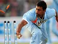 2வது ஒரு நாள் போட்டியில் இந்தியா சிறப்பான பவுலிங்-இலங்கை தடுமாற்றம்